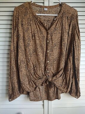 Old Navy Brown Leopard-Print Button-Front Blouse with Front Tie